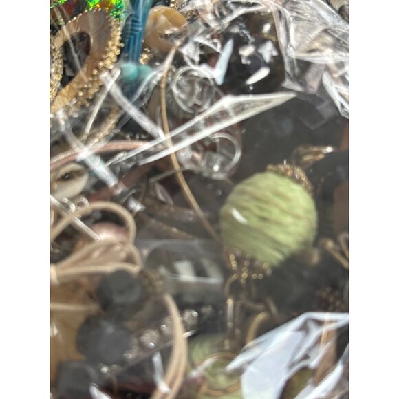 Mixed Craft/Scrap Jewelry Lot 2lbs 7oz For Repurpose/Upcycling - Picture 5 of 11